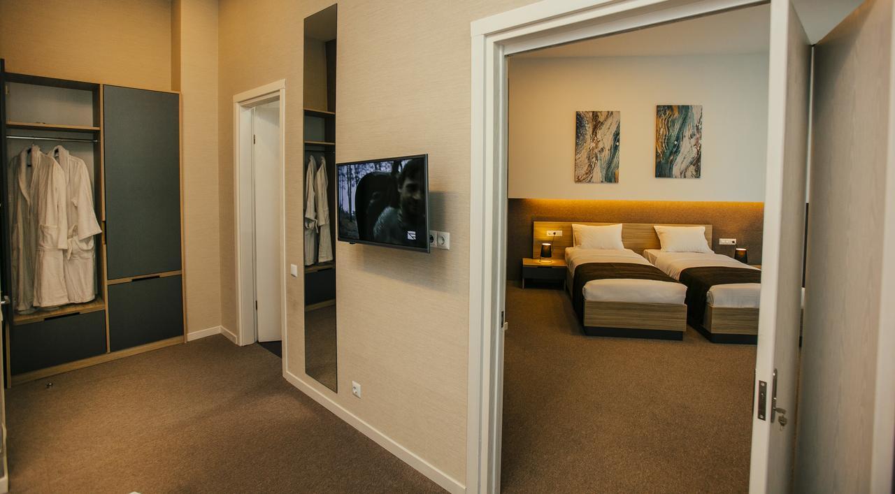 Hotel West Batumi Kültér fotó
