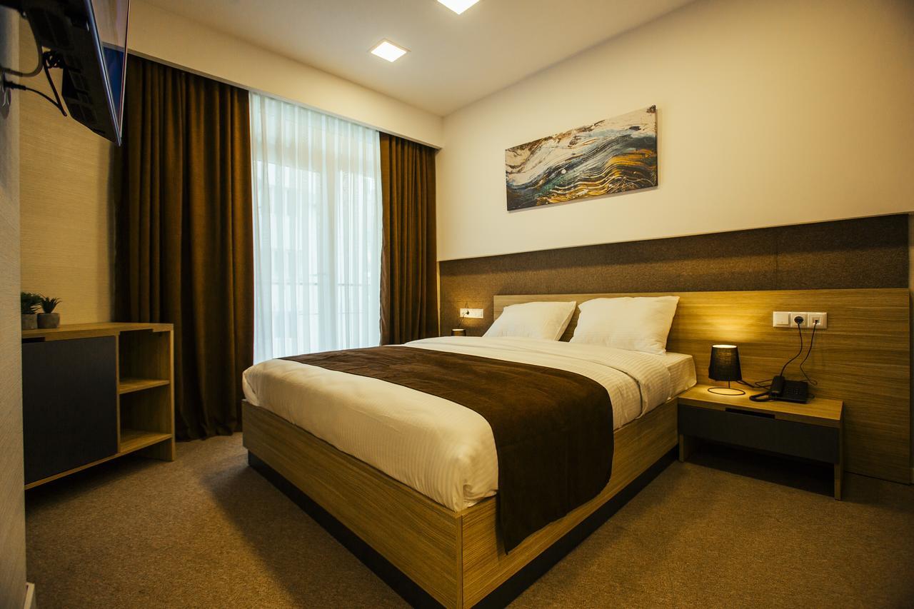 Hotel West Batumi Kültér fotó