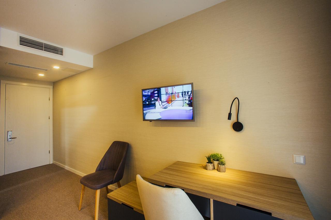 Hotel West Batumi Kültér fotó