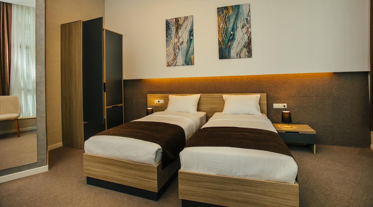 Hotel West Batumi Kültér fotó