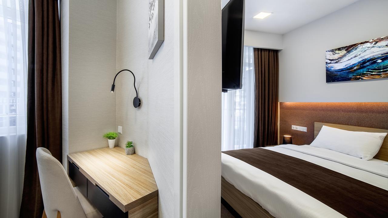 Hotel West Batumi Kültér fotó